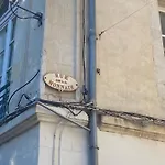 شقة La Halte Des Arenes De De Charme Terracotta نيم
