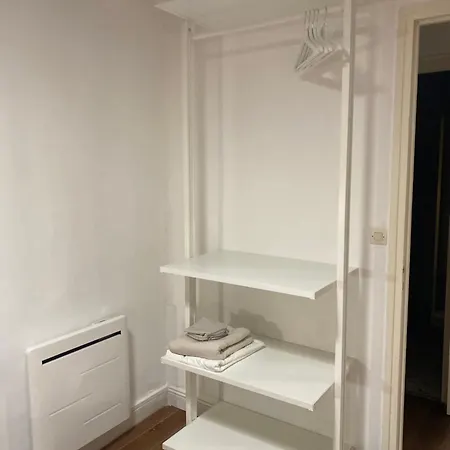 La Halte Des Arenes De De Charme Terracotta Lägenhet Nîmes