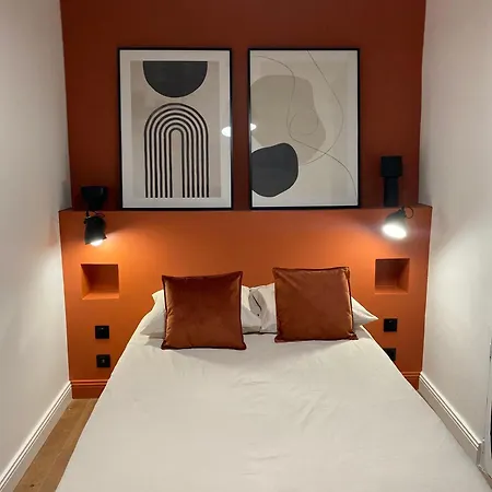 La Halte Des Arenes De De Charme Terracotta شقة