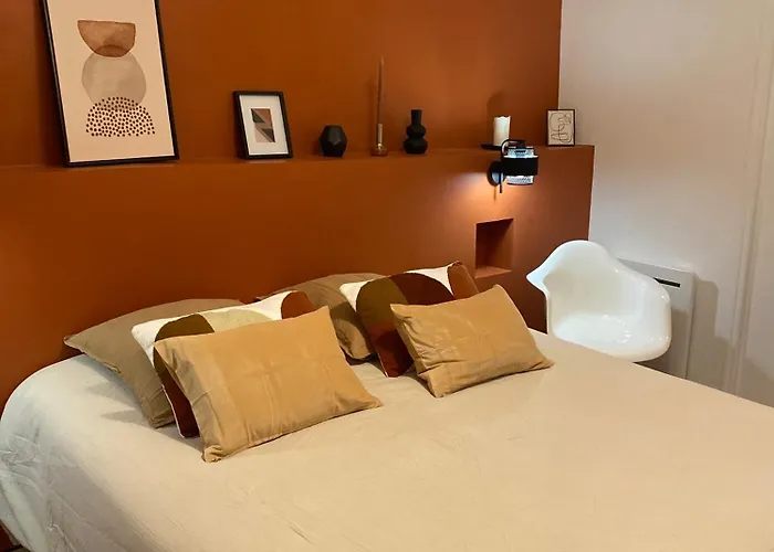 La Halte Des Arenes De De Charme Terracotta شقة